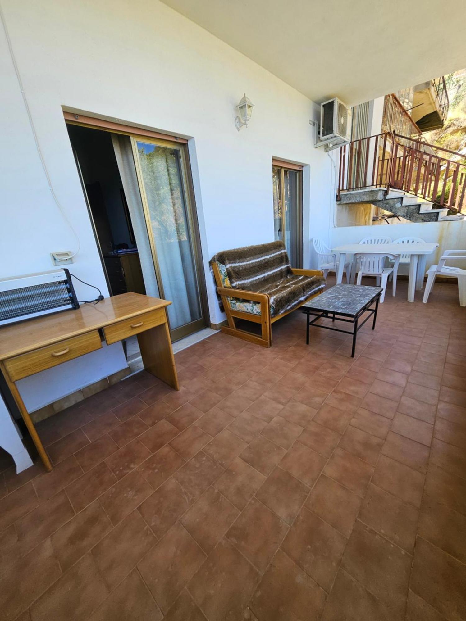 Nuova Casa Giulia Apartment Letojanni Luaran gambar